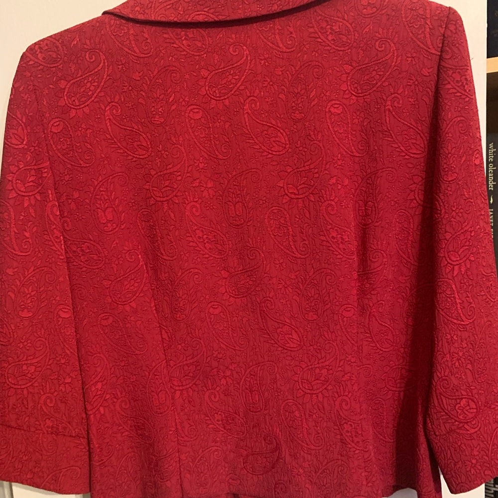 Sag Harbor Women's Textured Red Blazer - Picture 4 of 4